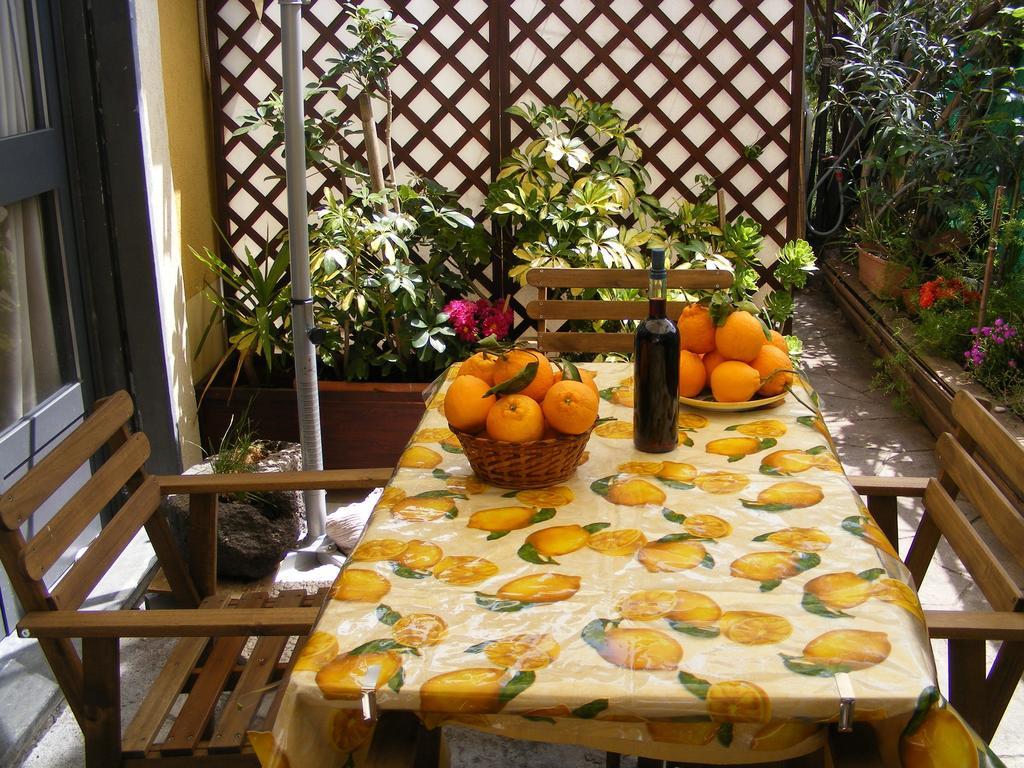 Casa Etna-Mare Apartment Santa Venerina Phòng bức ảnh