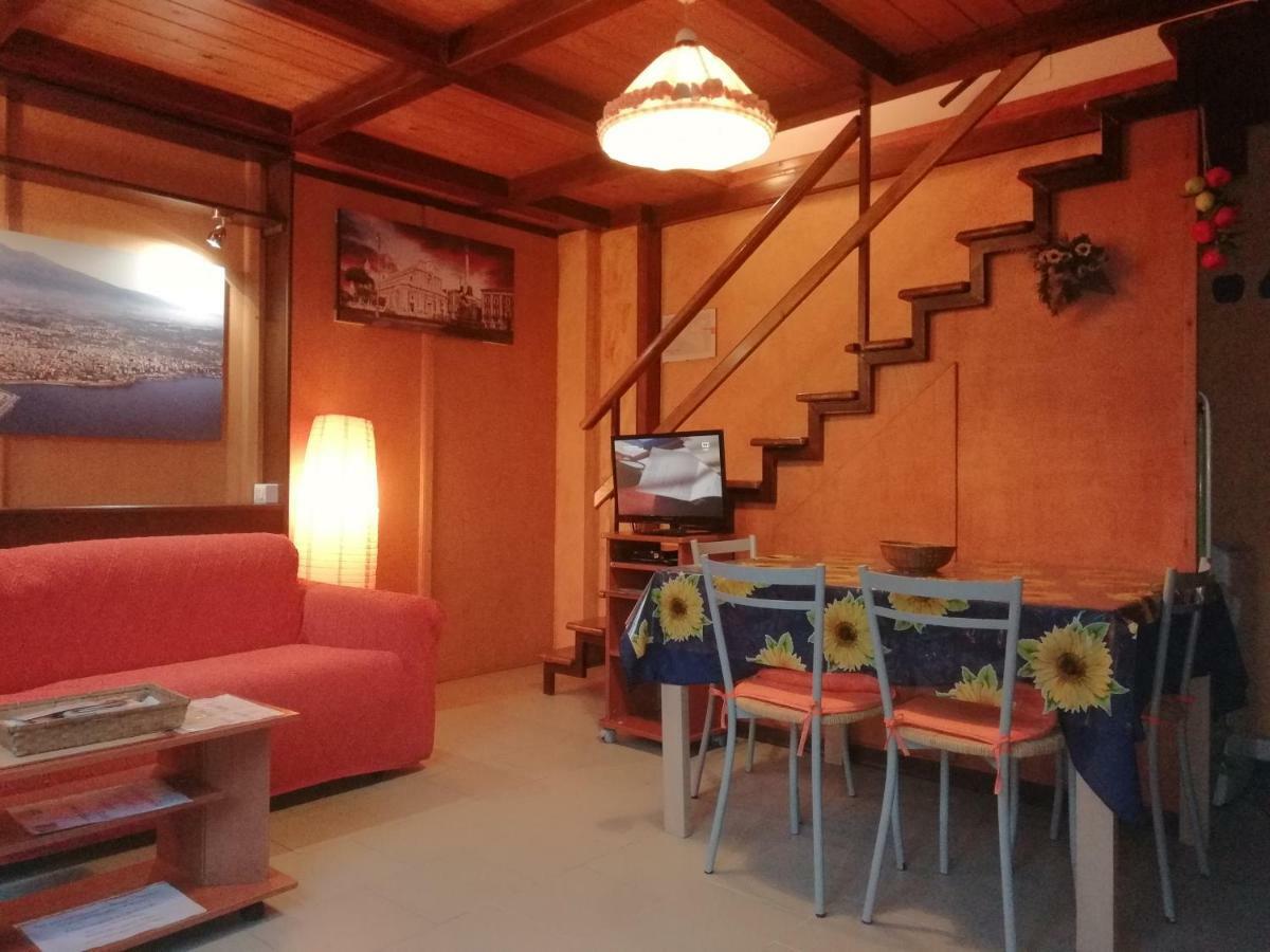 Casa Etna-Mare Apartment Santa Venerina Ngoại thất bức ảnh